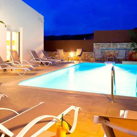 Villa Sky Скалета Екстериор снимка