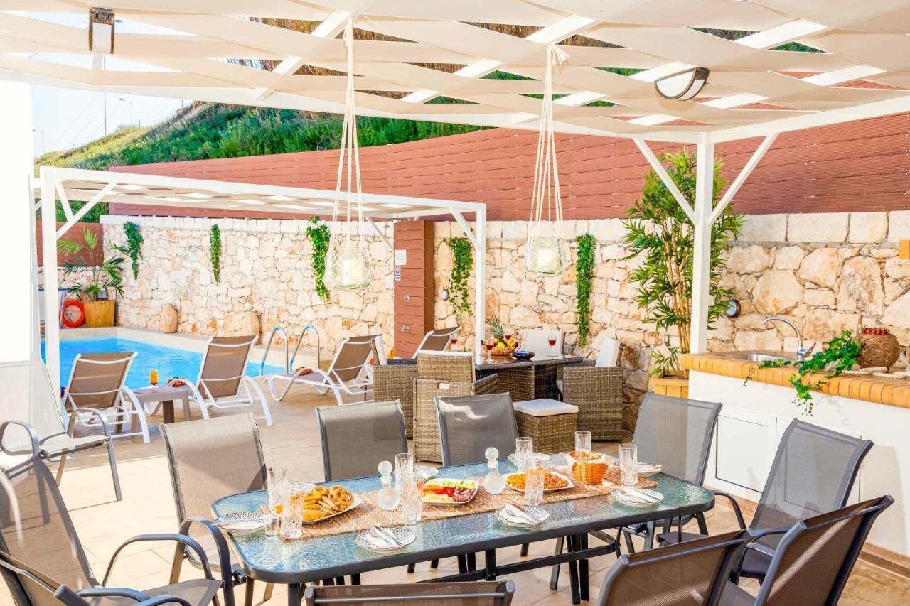 Villa Sky Скалета Екстериор снимка